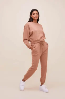 Staying In Sweatpants -Barbie Clothing Shop ACP7198 WASHEDCLAY 4 scaled