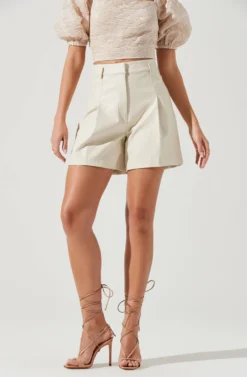 Wilma Faux Leather Shorts -Barbie Clothing Shop ACP7242 IVORY 1482 scaled