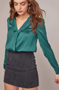 Uma Mini Skirt -Barbie Clothing Shop ACS9033 BLACK 2A scaled