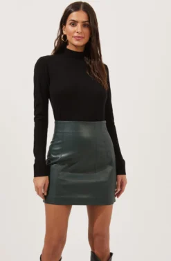 Meika Faux Leather Mini Skirt 18 Meika Faux Leather Mini Skirt -Barbie Clothing Shop ACS9072 GREEN 2 scaled