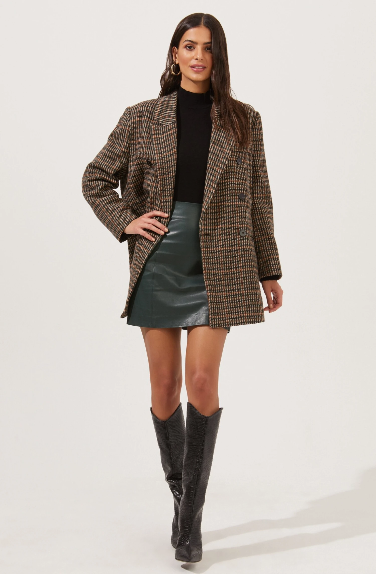 Meika Faux Leather Mini Skirt 10 Meika Faux Leather Mini Skirt - Image 10