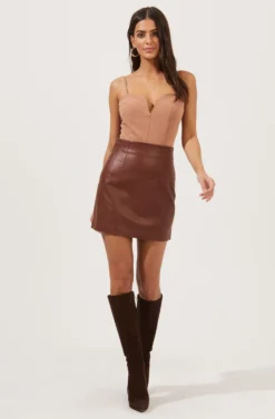 Meika Faux Leather Mini Skirt 24 Meika Faux Leather Mini Skirt -Barbie Clothing Shop ACS9072 RUSTBROWN 1 scaled