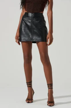 Tracy Faux Leather Front Zip Skirt 22 Tracy Faux Leather Front Zip Skirt -Barbie Clothing Shop ACS9101 BLACK 4 scaled