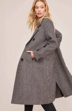 Vernon Houndstooth Coat -Barbie Clothing Shop ACT15538B BLACK WHITE HOUNDSTOOTH 4 scaled