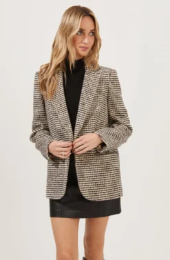 Harlow Houndstooth Oversized Blazer -Barbie Clothing Shop ACT16133B HAZELNUT BLACKHOUNDSTOOTH 2 scaled