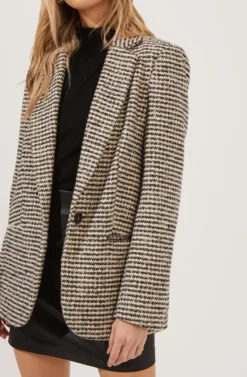 Harlow Houndstooth Oversized Blazer -Barbie Clothing Shop ACT16133B HAZELNUT BLACKHOUNDSTOOTH 4 scaled