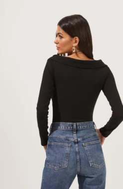 Nola Deep V Neck Ribbed Long Sleeve Bodysuit -Barbie Clothing Shop ACT16848 BLACK 5 scaled