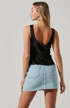 Julie Cinched Front Top -Barbie Clothing Shop ACT17607VR BLACK 3 scaled