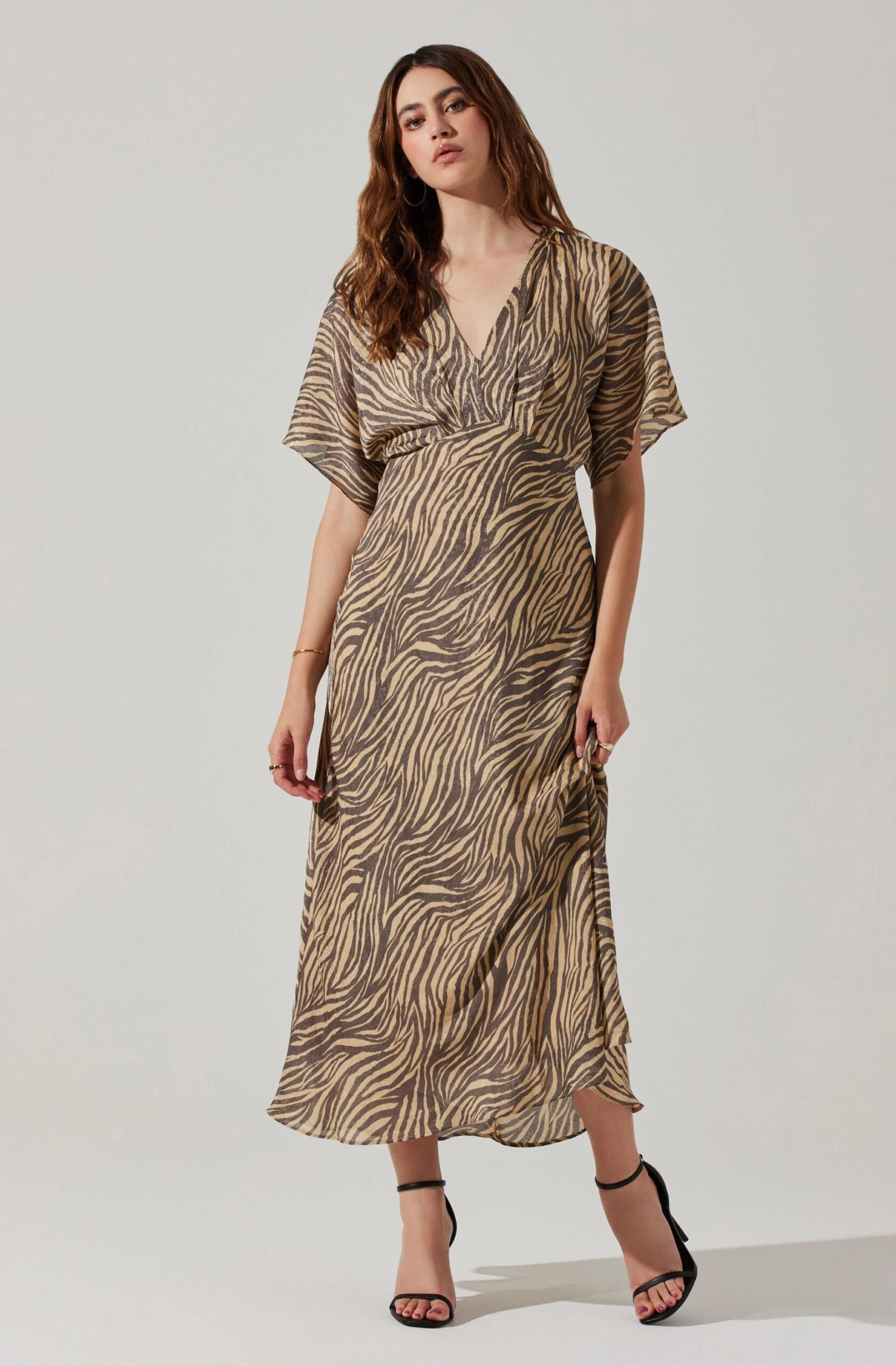 Flutter Sleeve Open Back Midi Dress 3 Flutter Sleeve Open Back Midi Dress - Image 3