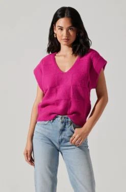 Checkered Sweater Vest -Barbie Clothing Shop ALT16416 CI FUCHSIA 3 scaled