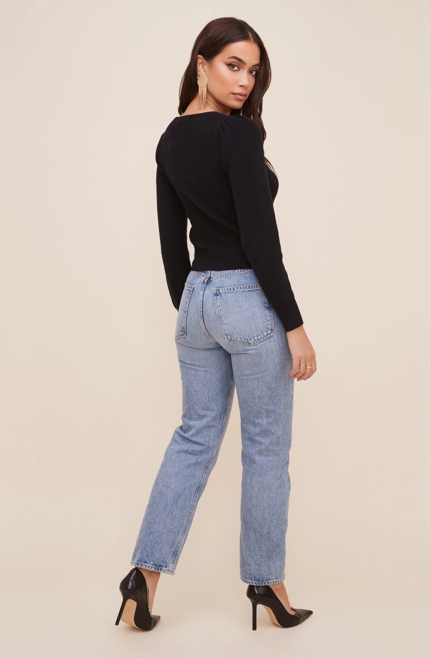 Long Sleeve Sweetheart Neck Cropped Sweater 14 Long Sleeve Sweetheart Neck Cropped Sweater - Image 14