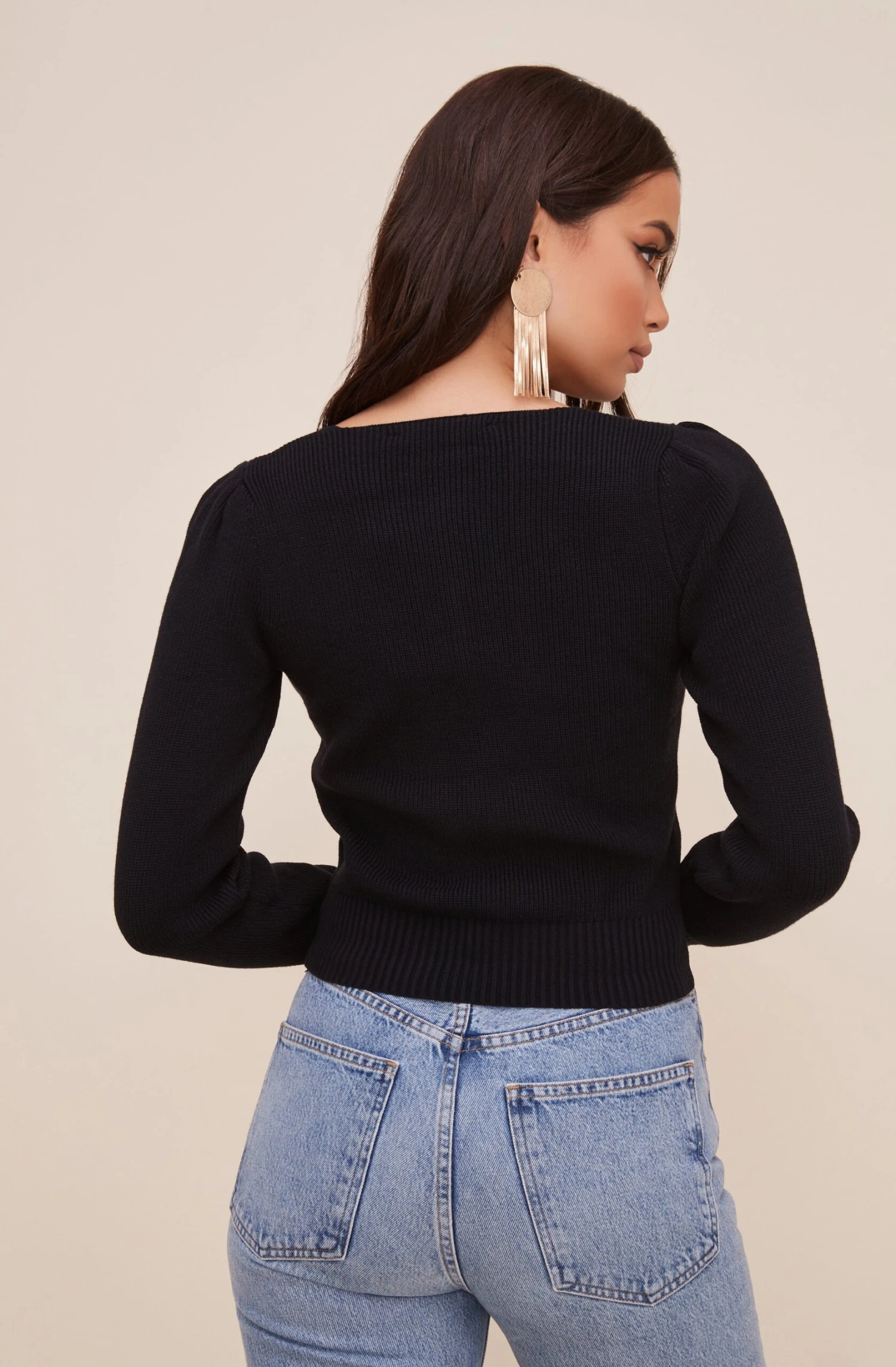 Long Sleeve Sweetheart Neck Cropped Sweater 16 Long Sleeve Sweetheart Neck Cropped Sweater - Image 16