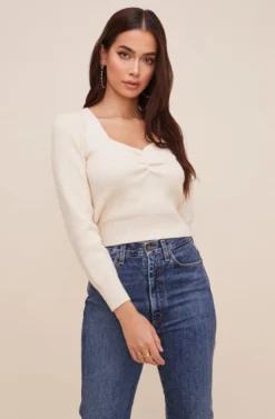 Long Sleeve Sweetheart Neck Cropped Sweater