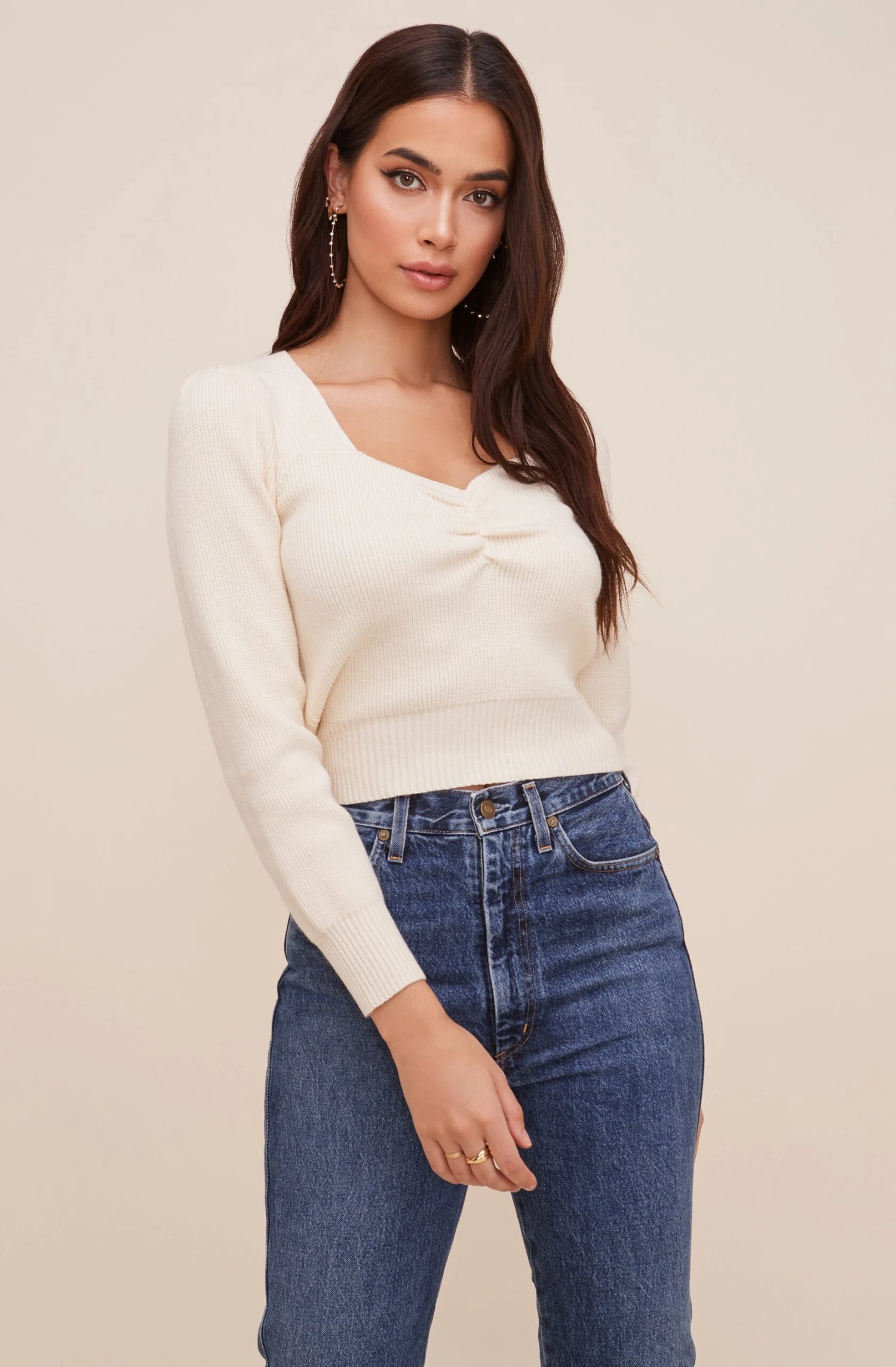 Long Sleeve Sweetheart Neck Cropped Sweater 1 Long Sleeve Sweetheart Neck Cropped Sweater