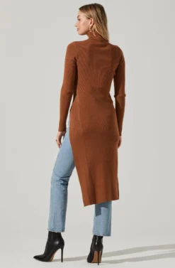 Hi Slit Turtleneck Sweater -Barbie Clothing Shop AT16295 CAMEL 6 scaled