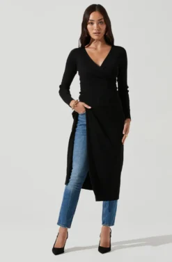 Hi Slit Cross Front Sweater -Barbie Clothing Shop AT16985 BLACK 2140 scaled