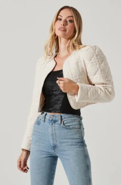 Lucia Quilted Cropped Puff Sleeve Jacket -Barbie Clothing Shop AT17627 OFFWHITE 3 scaled
