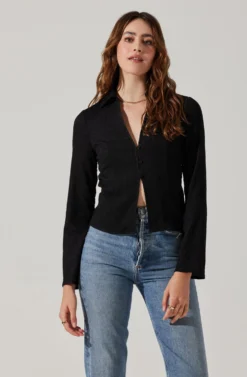 Shirred Long Sleeve Collared Flyaway Top -Barbie Clothing Shop AT17821 BLACK 3 scaled