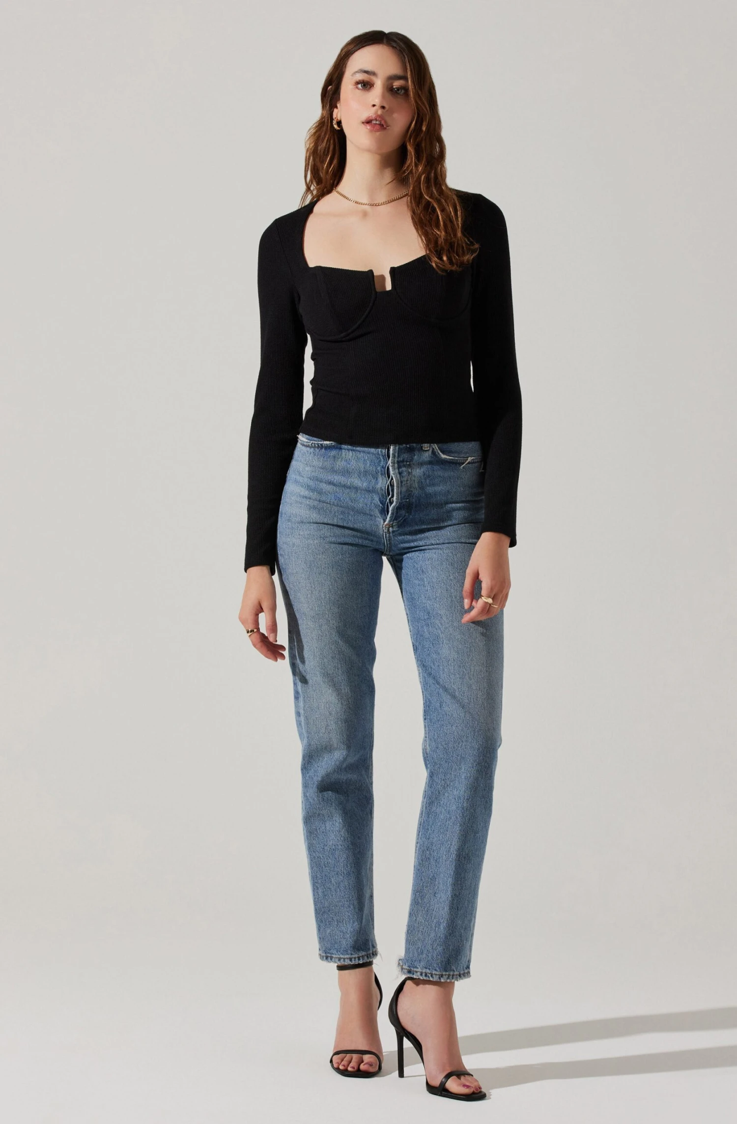 Long Sleeve Cupped Bust Knit Top 2 Long Sleeve Cupped Bust Knit Top - Image 2