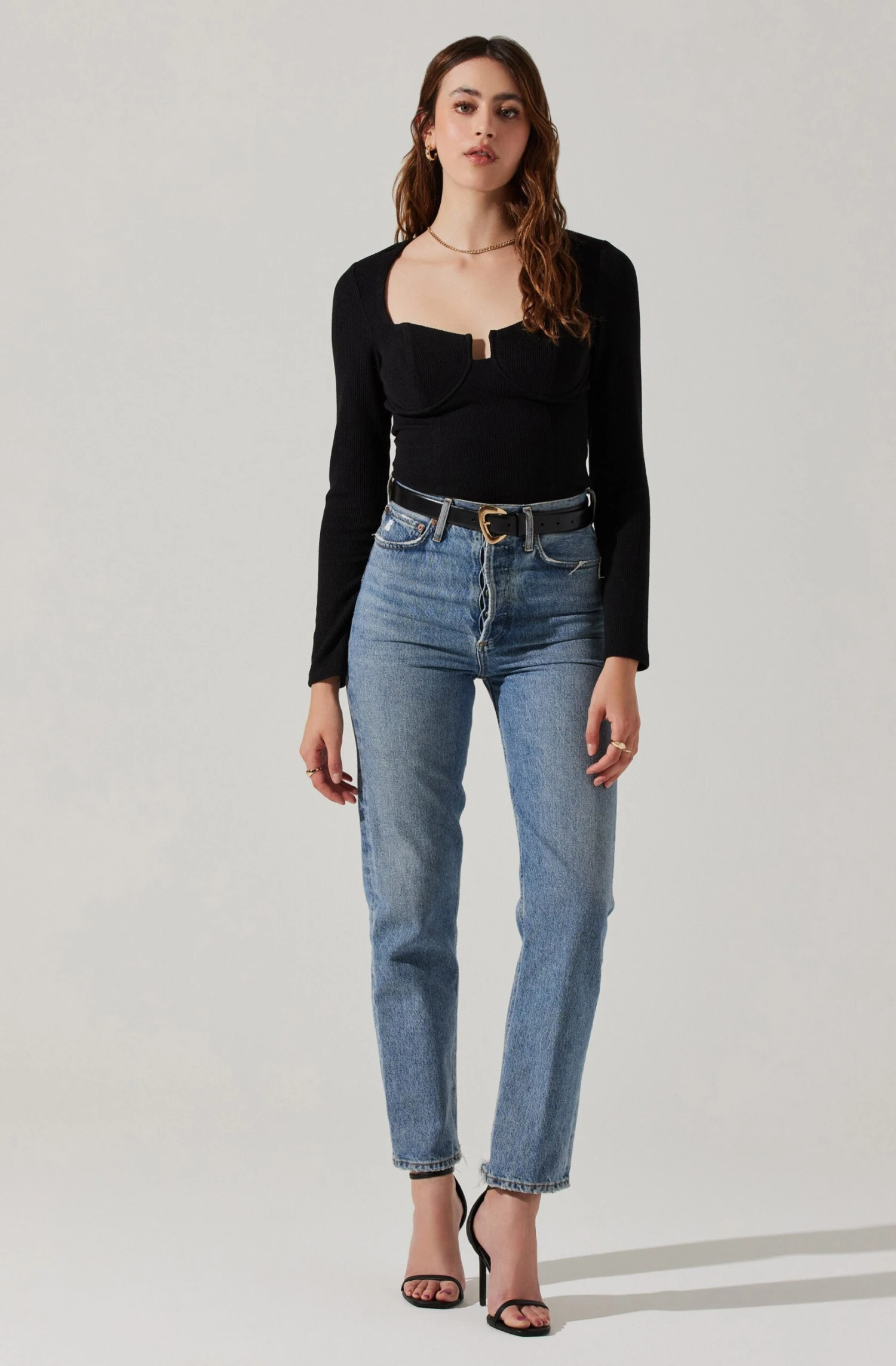 Long Sleeve Cupped Bust Knit Top 4 Long Sleeve Cupped Bust Knit Top - Image 4